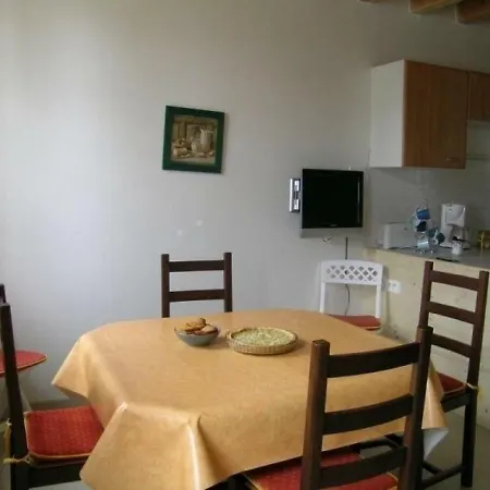 House Au Bourg De Coulandon Holiday home